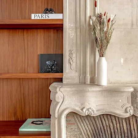 Apartment Stylish Rue Des Rosiers Gem Brand New 2-bedr Paris